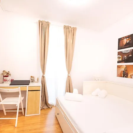 New White Unirii * Bucarest