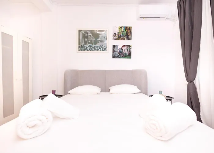 Apartmán New White Unirii *