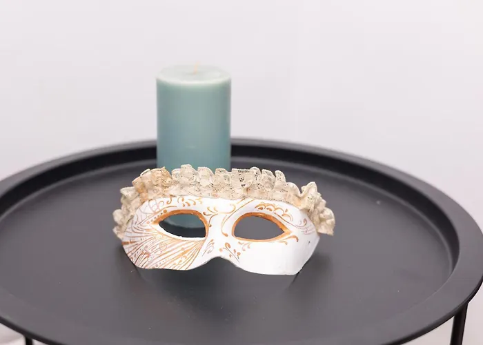 New White Unirii Bukurešť