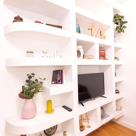 Apartament NEW White Home Unirii Bucureşti